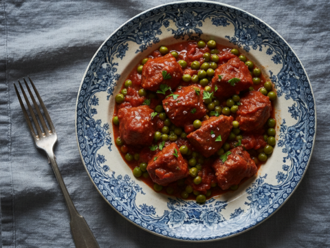 Recette Boeuf à la tomate aux petits pois au Cookeo - Plat principal Française - Photo du plat prêt à déguster