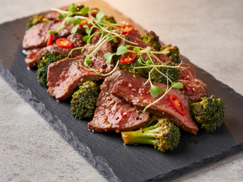 Recette Boeuf épicé aux brocolis au Cookeo - Plat principal Chinoise - Photo du plat prêt à déguster